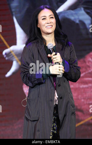 Pechino, Cina. Xix Apr, 2015. Il cantante Na Ying partecipa a una conferenza stampa della canzone di tema per il film 'My Sunshine' presso il Beijing Jiaotong University di Pechino, capitale della Cina, 19 aprile 2015. © Xinhua/Alamy Live News Foto Stock