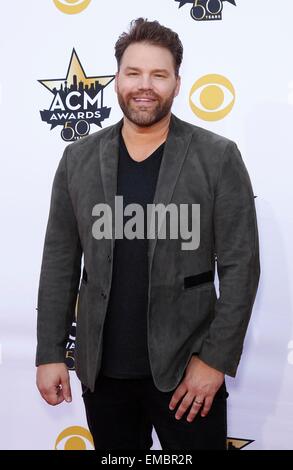 Arlington, Texas, Stati Uniti d'America. Xix Apr, 2015. James Otto presso gli arrivi per il cinquantesimo Accademia di Musica Country (ACM) Awards 2015 - Parte 2, Arlington Convention Center di Arlington, TX 19 aprile 2015. Credito: MORA/Everett raccolta/Alamy Live News Foto Stock