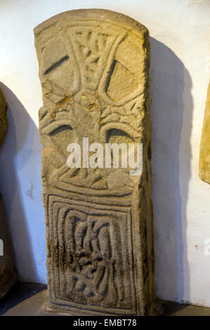 Disco con testa a croce slab, Margam pietre Museum, Neath Port Talbot, South Wales, Regno Unito. Foto Stock