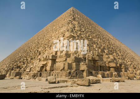 La Necropoli di Giza è un sito archeologico numerosi monumenti antichi include tre piramidi, la Grande Sfinge, cemeterie Foto Stock