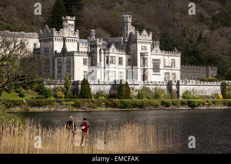 Irlanda, Co Galway, Connemara, Kylemore Abbey Foto Stock