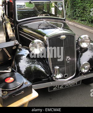 1932 Wolseley classico auto parcheggiate in Chingford, Londra Foto Stock