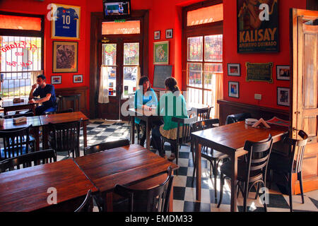 Bar "El Estaño 1880'. La Boca, Buenos Aires, Argentina Foto Stock