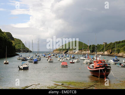 Classe Watermouth Cove nelle vicinanze del Ilfracombe Watermouth Harbour Foto Stock