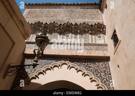 Madrasa Ben Youssef, Marrakech, Marocco. Più grande madrasa in Marocco fondata nel XIV secolo. Foto Stock