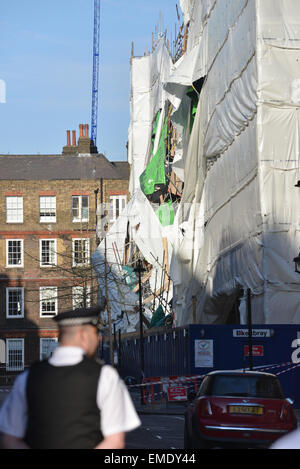 Il Portogallo Street, Londra, Regno Unito. Xx Aprile 2015. Un edificio è crollato presso la London School of Economics di Londra centrale. Credito: Matteo Chattle/Alamy Live News Foto Stock