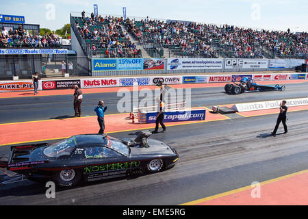 Drag racing a Santa Pod Raceway Foto Stock