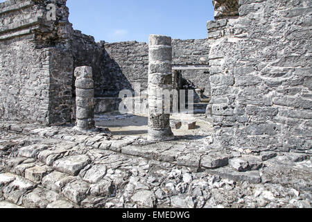 Tulum, rovine del sito di un precolombiana Maya la civiltà Maya città murata Yucatán Penisola, Quintana Roo, Messico Foto Stock