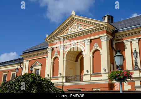 Klaipeda Centro storico teatro presso la piazza del teatro della Lituania Foto Stock