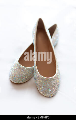 Piatto scarpe matrimonio con diamante Foto Stock