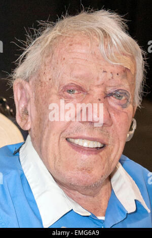 Anaheim. Xix Apr, 2015. Kenny Baker alla Star Wars Celebration on April 19, 2015 in Anaheim./picture alliance © dpa/Alamy Live News Foto Stock