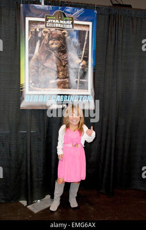 Anaheim. Xix Apr, 2015. Debbie Carrington alla Star Wars Celebration on April 19, 2015 in Anaheim./picture alliance © dpa/Alamy Live News Foto Stock