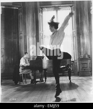 George De La Peña, sul set del film "Nijinsky", Paramount Pictures, 1980 Foto Stock