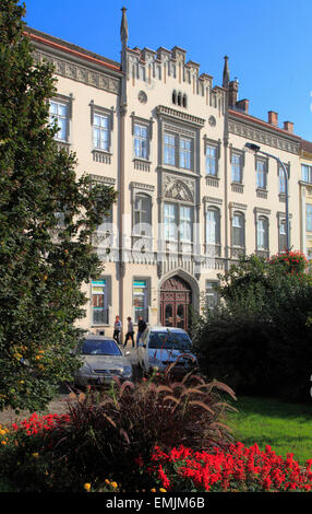 Ungheria Sopron Piazza Széchenyi architettura storica scena di strada Foto Stock