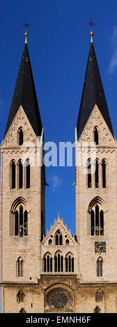 Il Halberstadt Cattedrale di Santo Stefano e di San Sisto (tedesco: Dom zu Halberstadt). Costruito tra il 1236 e il 1491 in stile gotico. Foto Stock