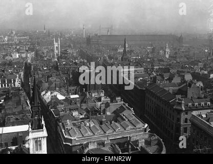 Vista aerea della skyline di Londra circa 1920 Foto Stock