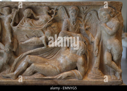 Sarcofago di marmo con il mito di Endimione. Roman. Antonine periodo, 2° c.annuncio. Dettaglio Endimione. Foto Stock