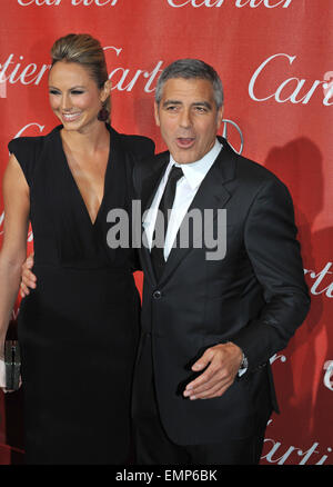 PALM Springs, CA - Gennaio 7, 2012: George Clooney e Stacy Keibler al 2012 Palm Springs Film Festival Awards Gala a Palm Springs Convention Center. Gennaio 7, 2012 Palm Springs, CA Foto Stock