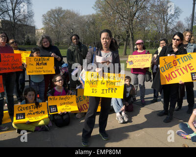 NYC Opt-Out rally in Prospect Park a Brooklyn, NY, 21 aprile 2015. Foto Stock