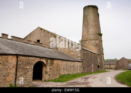 Regno Unito, Cumbria, Workington, Schoose mulino a vento sulla fattoria modello costruito da John Curwen cristiana attorno al 1800 Foto Stock