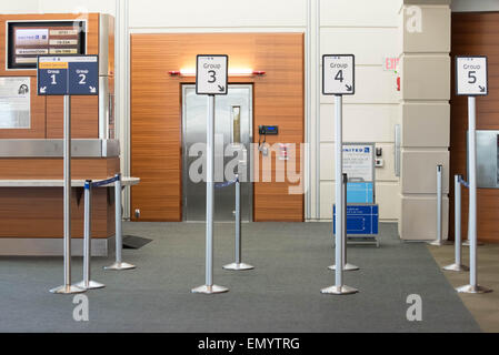 MSY, Aeroporto Internazionale Louis Armstrong di New Orleans, New Orleans, LA, Stati Uniti d'America - 15 Ottobre 2015: porta di imbarco Foto Stock