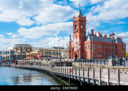 Edificio Pierhead la Baia di Cardiff Cardiff South Glamorgan South Wales GB UK EU Europe Foto Stock