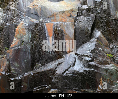 Parete di ardesia a Vivian quarry una parte di Dinorwic quarry, Llanberis, Snowdonia, Galles, Europw Foto Stock