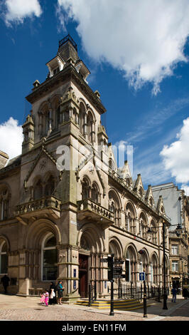 Regno Unito, Inghilterra, Yorkshire, Bradford, Hustlergate, Nat West Bank Foto Stock