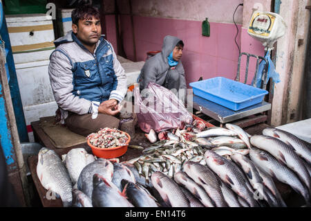 Pressione di stallo di mercato, Kathmandu, Nepal, Asia Foto Stock