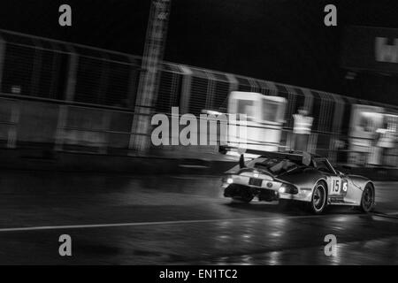 Silverstone, Towcester, Regno Unito. Xxv Aprile, 2015. Team GT3 / Topcats Marcos Mantis durante la Dunlop 24 ore di corsa a Silverstone Credito: Gergo Toth/Alamy Live News Foto Stock