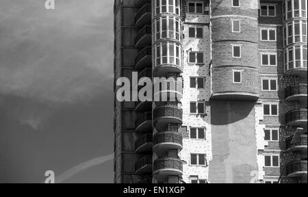 Aprile 24, 2015 - isolamento termico di un edificio con appartamenti di pannelli in poliuretano (credito Immagine: © ZUMA filo) Foto Stock
