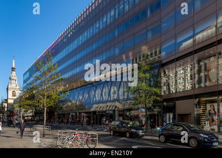 Una nuova modifica Shopping Centre di Londra, Inghilterra Foto Stock