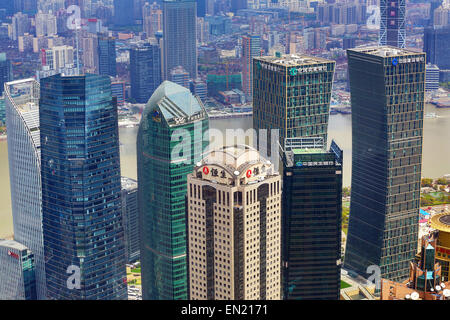 Skyline della città di grattacieli, Pudong, Shanghai, Cina Foto Stock