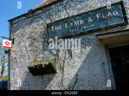 Sub rurale Post Office nel villaggio di public house, Somerset, Inghilterra Foto Stock