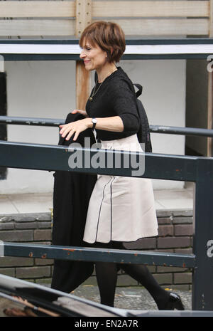 Amelia Bullmore fuori ITV Studios con: Amelia Bullmore dove: Londra, Regno Unito quando: 22 Ott 2014 Foto Stock