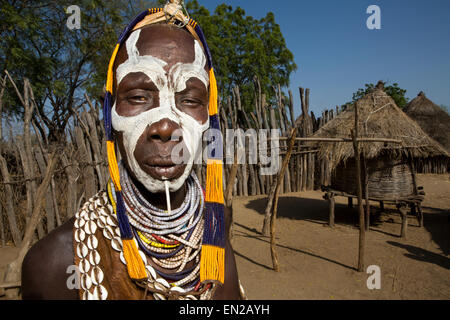 Karo tribù in Etiopia Foto Stock