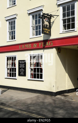 La storica Terra e Bandiera Pub, Oxford. È credere la Thomas Hardy ha scritto molto di Jude oscure qui. Foto Stock