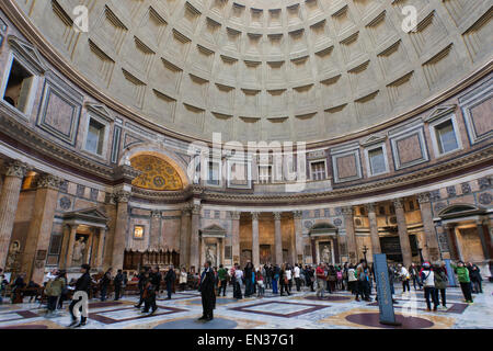 All'interno del Pantheon di Roma, Italia Foto Stock