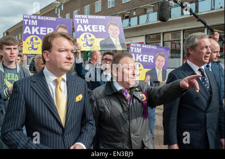 Il 13 aprile 2015. Essex. Il UKIP campagna elettorale. Leader, Nigel Farage tours Essex UKIP roccaforti. Foto Stock