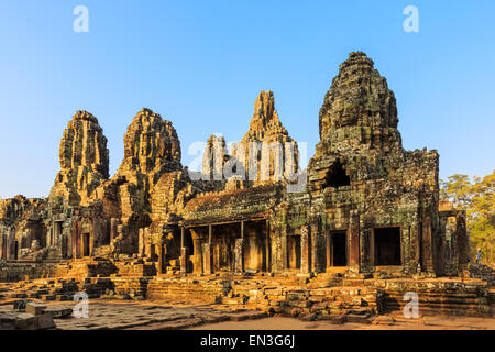 Facce di antico tempio Bayon a Angkor Wat, Siem Reap, Cambogia Foto Stock
