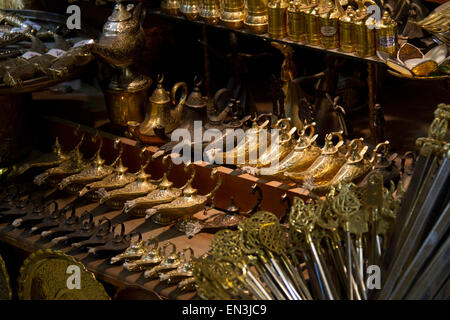 Turchia, Grand Baazar, Close up di lampade ad olio Foto Stock