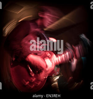 Stati Uniti d'America,Utah,Provo,chitarrista di eseguire sul palco Foto Stock