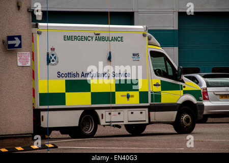 Il NHS scozzese del servizio ambulanza est magazzino centrale si trova a 76 West School Road a Dundee, Regno Unito Foto Stock