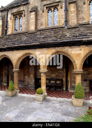 St. Johns Almshouse, Sherborne, Dorset, Regno Unito Foto Stock