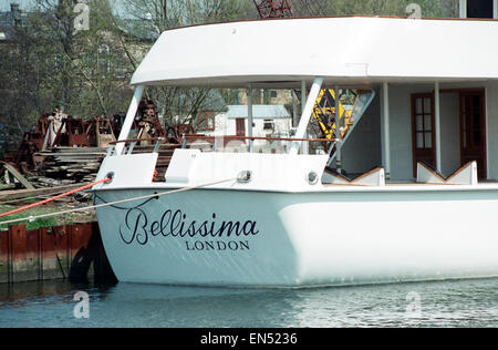 Yacht di lusso Bellissima, di proprietà da parte dell'imprenditore Bernard Matthews, fondatore di Bernard Matthews Farms Limited, 10 marzo 1989. Bellissimo è italiano per "ost bello'. Foto Stock