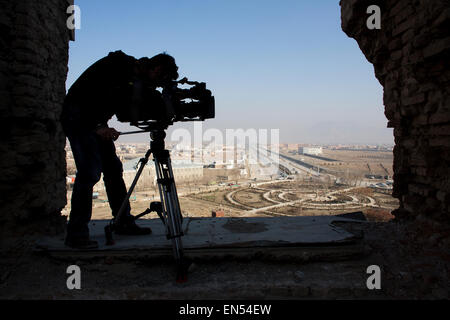 Cameraman al lavoro a Kabul Foto Stock