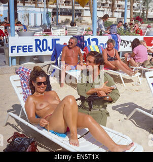 Israele, Eilat, am Strand von Eilat Foto Stock
