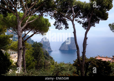 Faraglioni di Capri, Napoli, campania, Italy Foto Stock