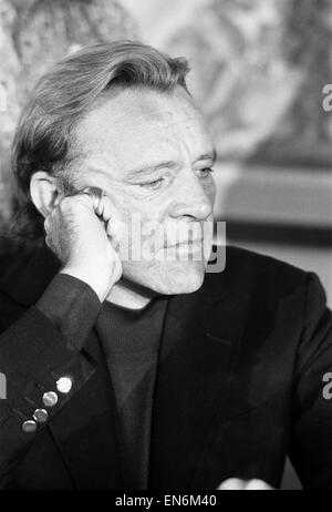 Richard Burton a Gerusalemme, Israele il 30 agosto 1975. In vacanza con Elizabeth Taylor, il giovane, che hanno divorziato di 14 mesi fa, sono stati insieme 2 settimane & piano per risposarsi nuovamente. Foto Stock