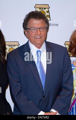 New York, NY, STATI UNITI D'AMERICA. 28 apr, 2015. All'arrivo per il Progetto Sole del XII beneficio annuale celebrazione il Waldorf-Astoria, New York, NY Aprile 28, 2015. Credito: Abel Fermin/Everett raccolta/Alamy Live News Foto Stock